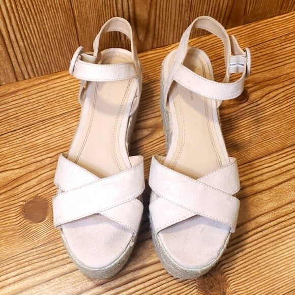 PULL&BEAR Flatform Espadrilles Pale Pink Sandles - Picture 2 of 9